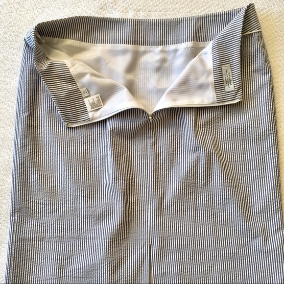 Tahari Seersucker Pencil Skirt - Blue/white sz 10 - Picture 8 of 8
